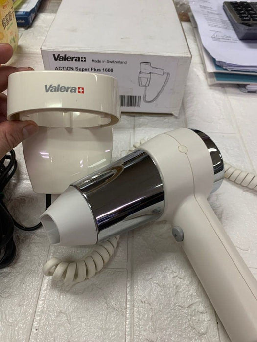 Valera – Action Super Plus 1600 Suszarka do włosów - z uchwytem ściennym, 1600 Watt, Biały/Chrom