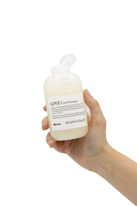 Davines Essential Haircare Love / Shampoo - Lovely Curl Enhancing szampon 250 ml