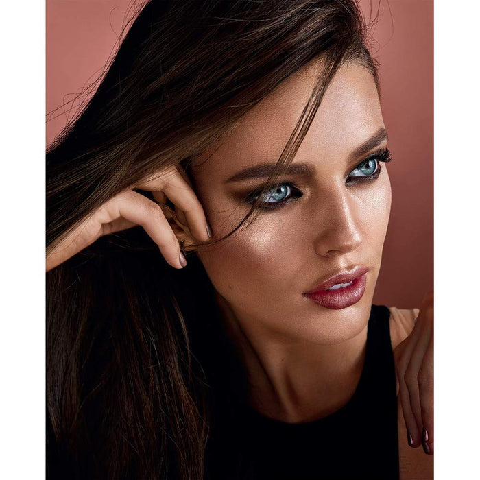 Maybelline New York Master Chrome Metaliczny rozświetlacz do twarzy naturalny efekt, kompaktowe opakowanie, 100 Molten Gold, 8g