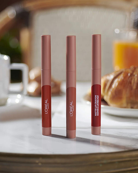 L'Oréal Paris Infaillible Matte Lip Crayon Pomadka do ust w wygodnej formie kredki o matowym wykończeniu, 102 Caramel Blondie, 2,5 g