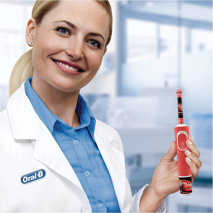 Oral-B Kids Końcówki do Szczoteczek dla Dzieci, 4 Sztuki, z motywem Filmu “Auta”, Oryginalne Wkłady do Elektrycznej Szczoteczki,