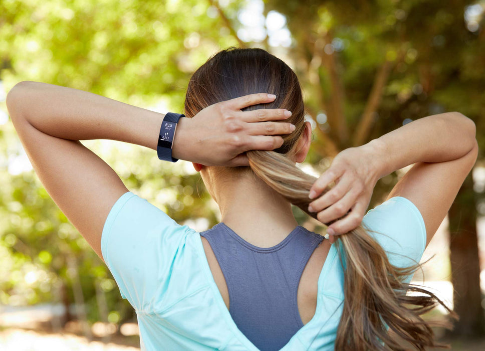 Unodrm Pasek kompatybilny z Fitbit Charge 4 / Charge 3 paski dla kobiet i mężczyzn, miękki silikonowy dodatek sportowy, zamiennik paska na nadgarstek do Charge 3 / Charge 4 SE (bez zegarka)