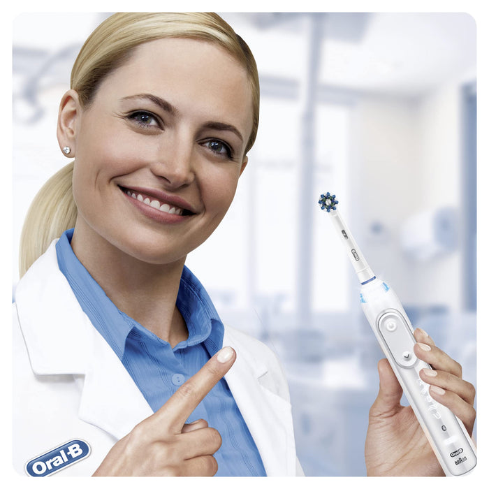 Oral-B CrossAction Końcówki do Szczoteczek, 4 Sztuki, Oryginalne Wkłady do Elektrycznej Szczoteczki, Białe