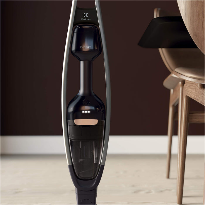 Electrolux Pure Q9 Odkurzacz bezprzewodowy 2w1,Do 50 min pracy, 21,6V, 3 prędkości, Funkcja automatycznego czyszczenia szczotki, W zestawie szczelinówka i szczotka do kurzu,PQ91-40GG,Szary