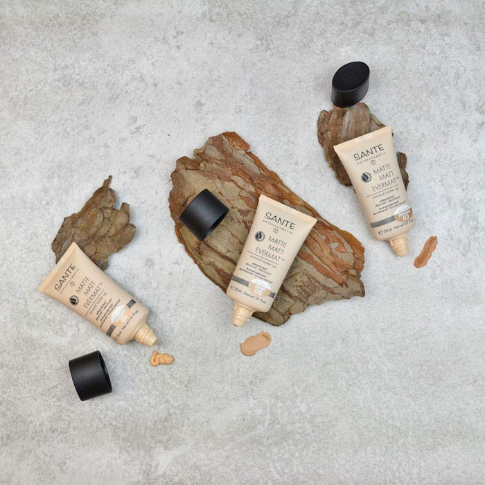 SANTE Naturkosmetik Matte Matt EvermatTM mineralny podkład 02 piasek, odcień średniego odcienia, matowe wykończenie, wegański, naturalny makijaż, 30 ml