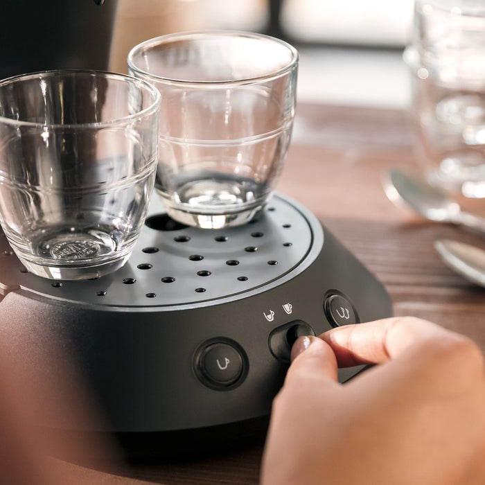 Philips Senseo Original Plus CSA210/60 ekspres do kawy na saszetki (wybór mocy kawy Plus, technologia Coffee Boost, wykonany z plastiku pochodzącego z recyklingu), czarny
