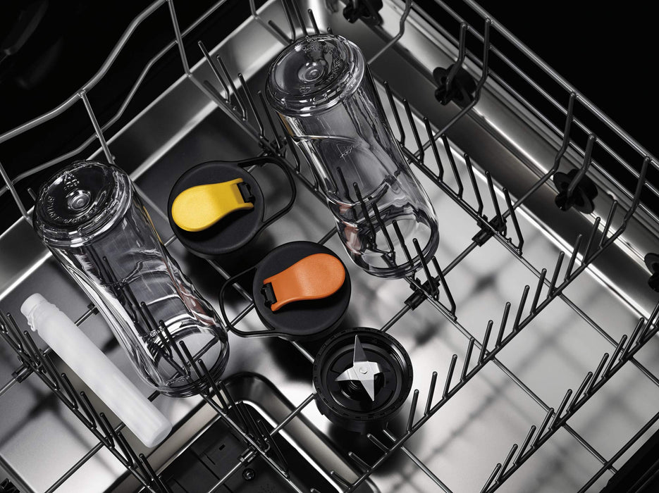 Electrolux blender sportowy 300W, Włącznik/wyłącznik, 4 ostrza ze stali nierdzewnej, Dwie 0,6 l butelki z wytrzymałego tworzywa Tritan, Bez BPA,ESB2500, Stal nierdzewna