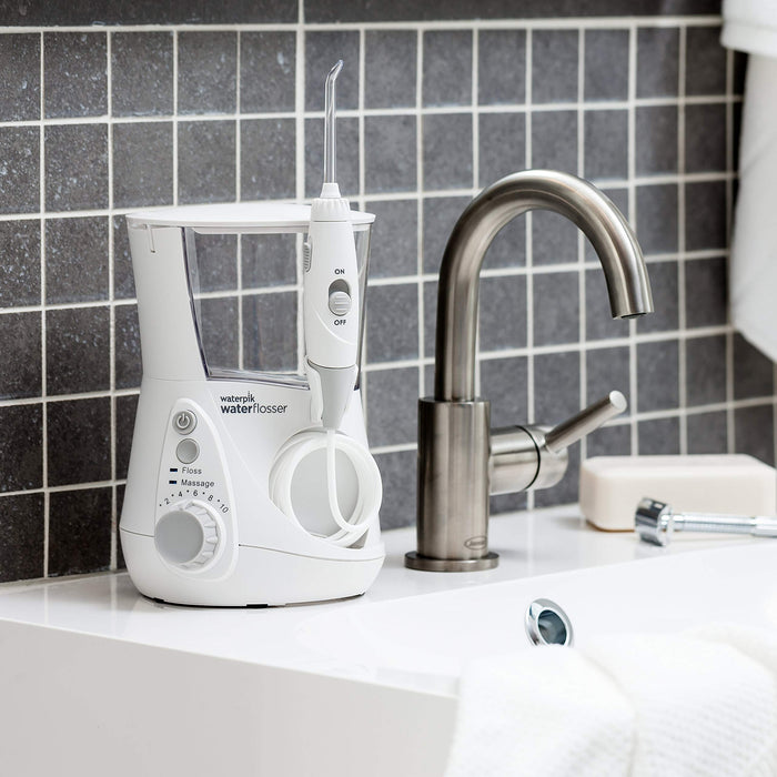 Waterpik WP-660EU Irygator do Jamy Ustnej, 650 ml, Biały