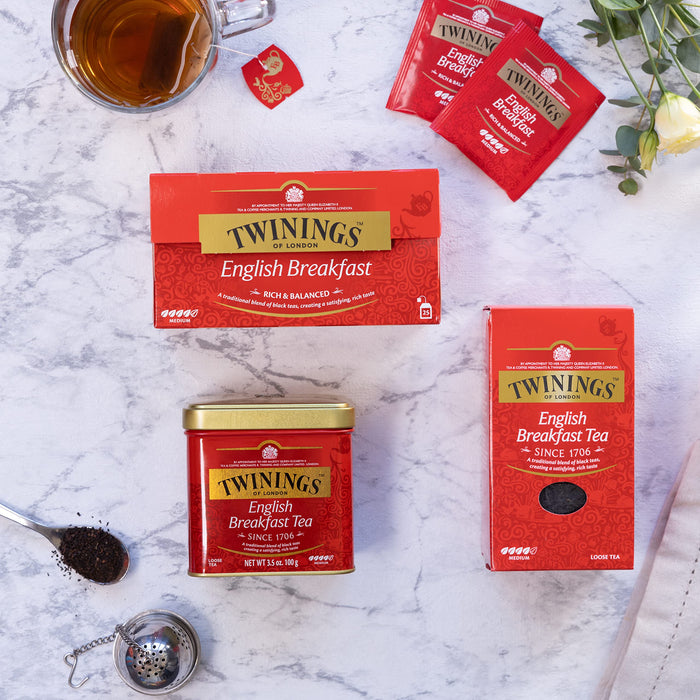 Twinings English Breakfast herbata 200 g, czarna herbata ∙ pełna, okrągła i mocna czarna herbata z najlepszych ogrodów herbaty Sri Lanki i Indien. Black Tea, 100 torebek herbaty, 1 opakowanie (1 x 200 g)