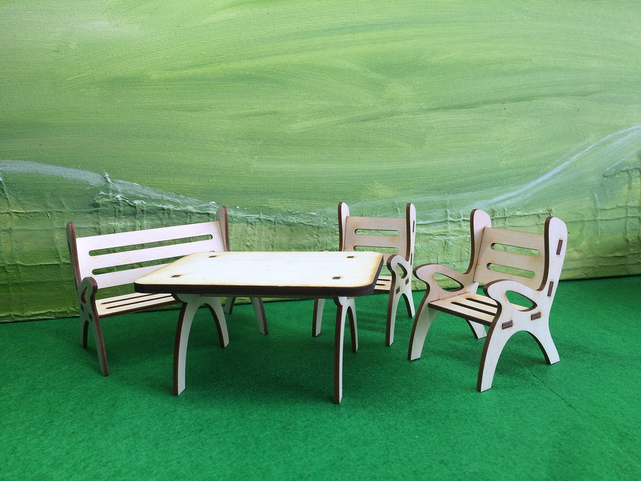 Petra's Bastel-News 4-częściowy zestaw stołów, składający się z stołu, 1 ławki ogrodowej i 2 krzeseł z drewna, wysokość ok. 8 cm